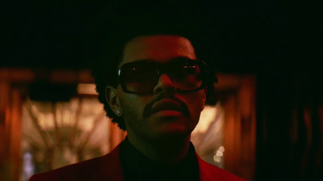 The Weeknd - Blinding Lights (Chromatics Remix) (Music Video) Play
